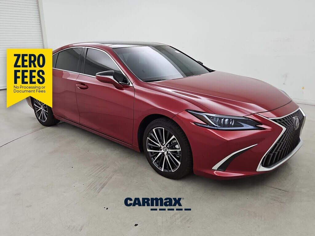 2025 LEXUS ES