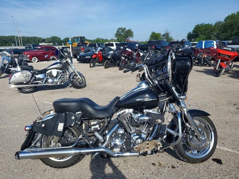 2010 HARLEY DAVIDSON Street Glide