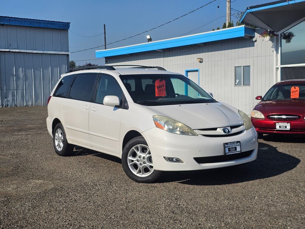 2006 TOYOTA Sienna