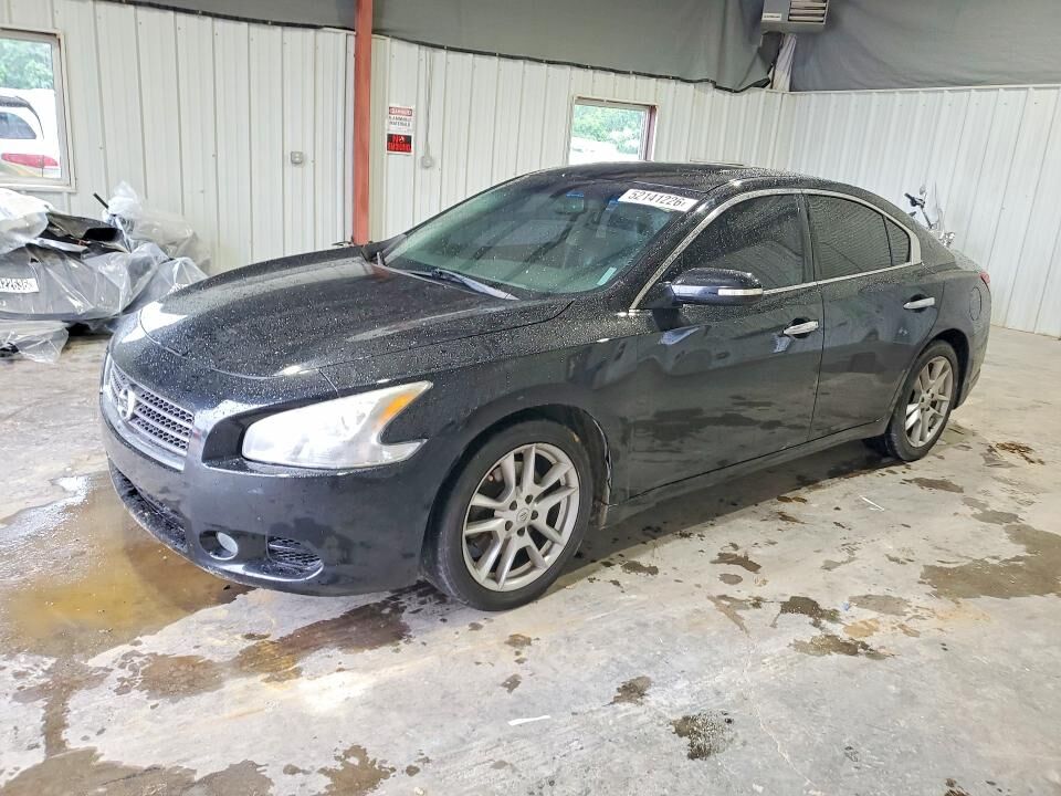 2011 NISSAN Maxima