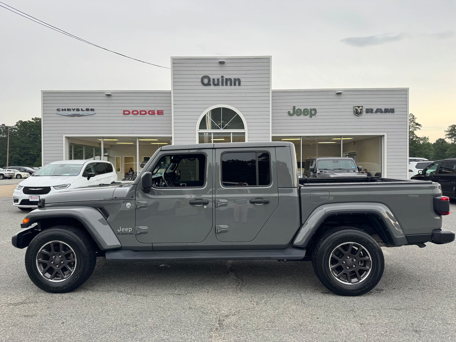 2022 JEEP Gladiator