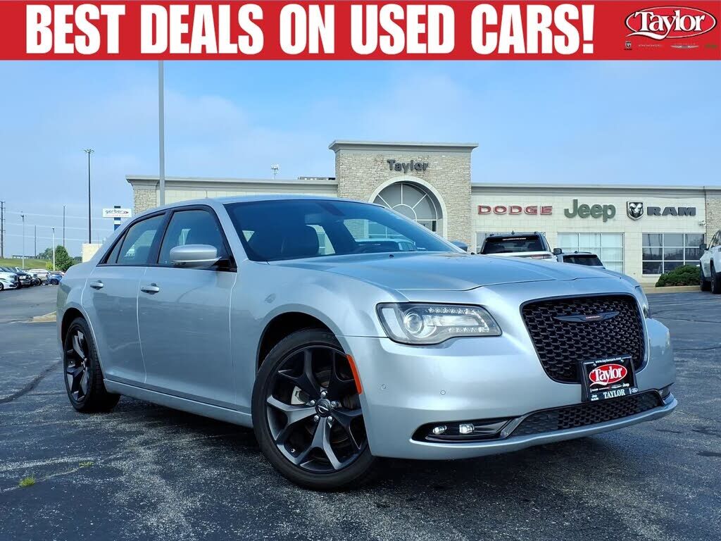 2023 CHRYSLER 300