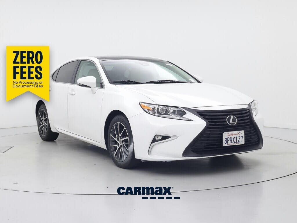 2017 LEXUS ES