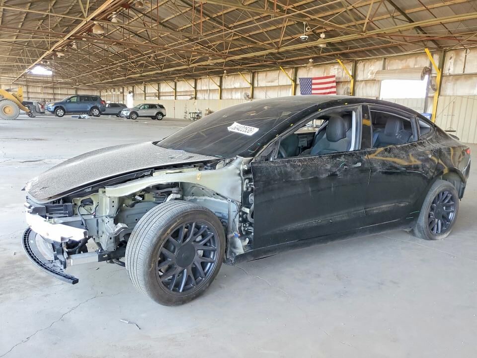 2024 TESLA Model 3
