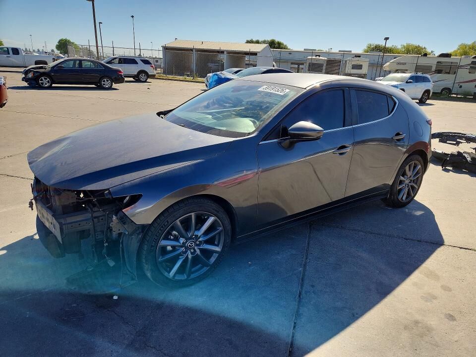 2021 MAZDA Mazda3