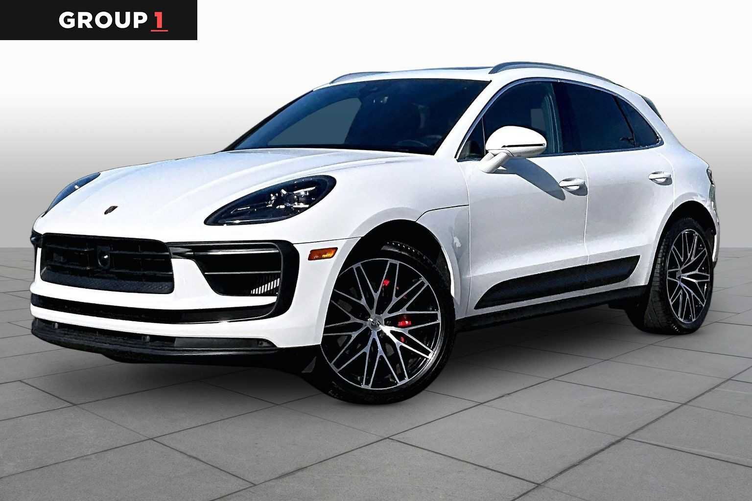 2023 PORSCHE Macan