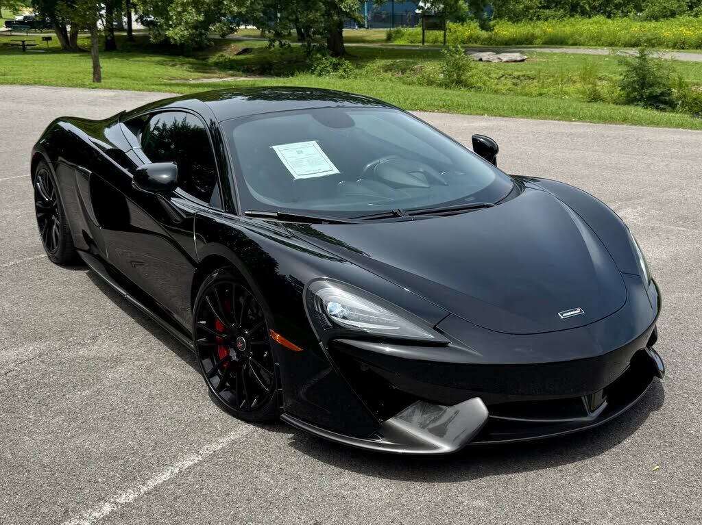 2017 MCLAREN 570S