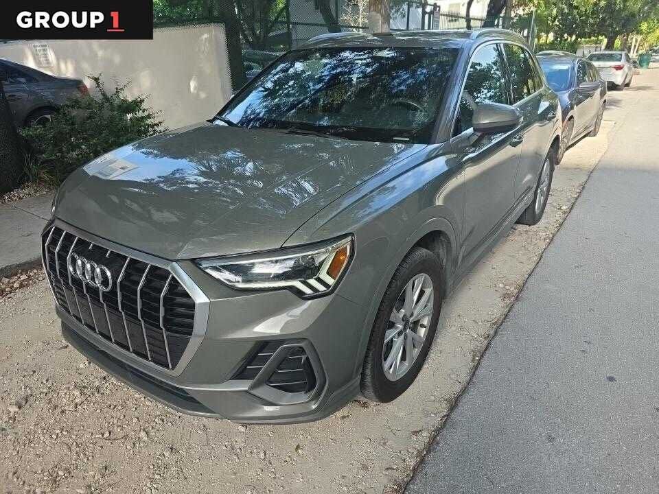 2023 AUDI Q3