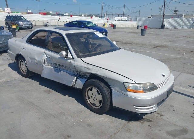 1996 LEXUS ES