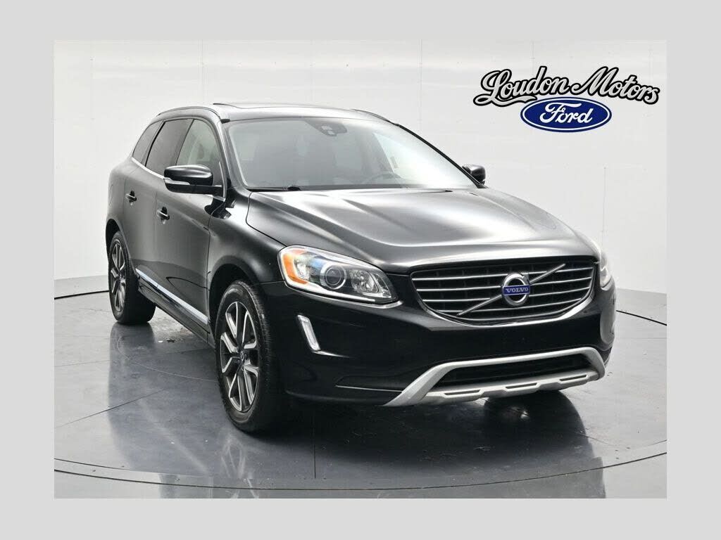 2017 VOLVO XC60