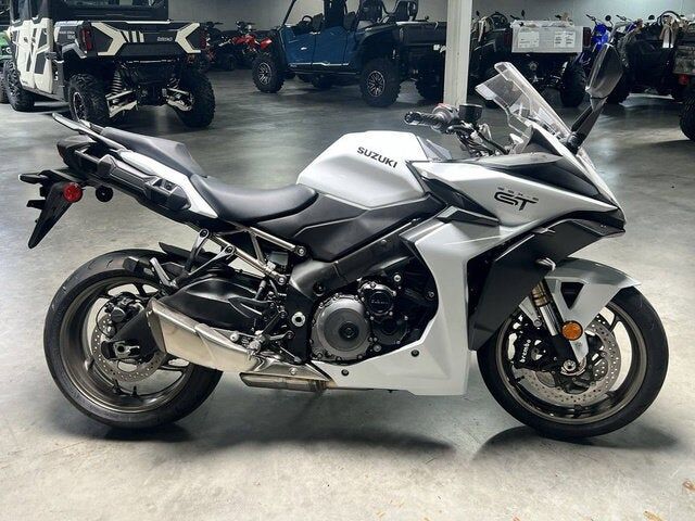2026 SUZUKI GSX-S1000GT/GSX-S1000GT+