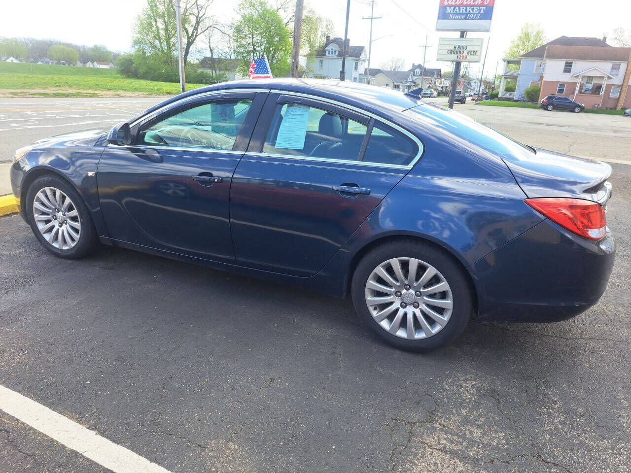2011 BUICK Regal