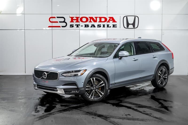 Volvo V90CC
