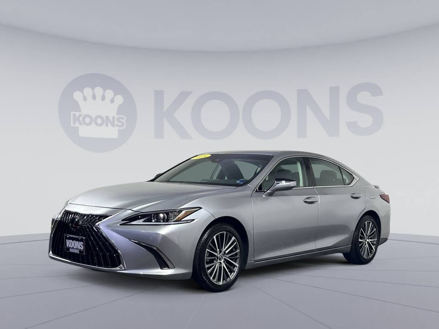 2025 LEXUS ES