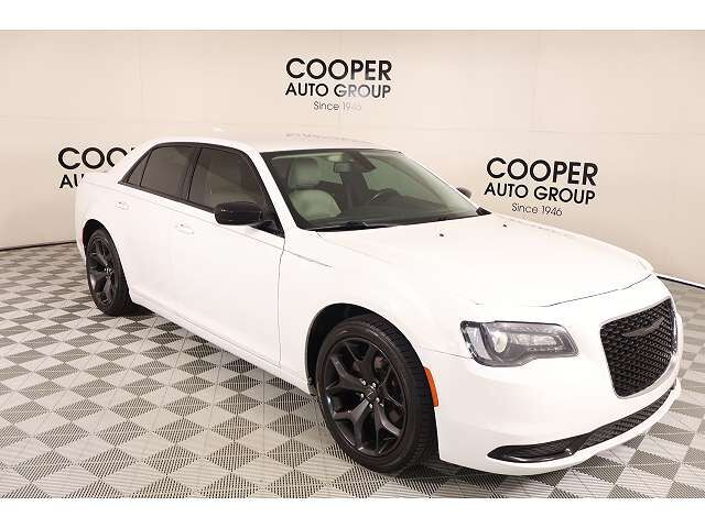 2021 CHRYSLER 300