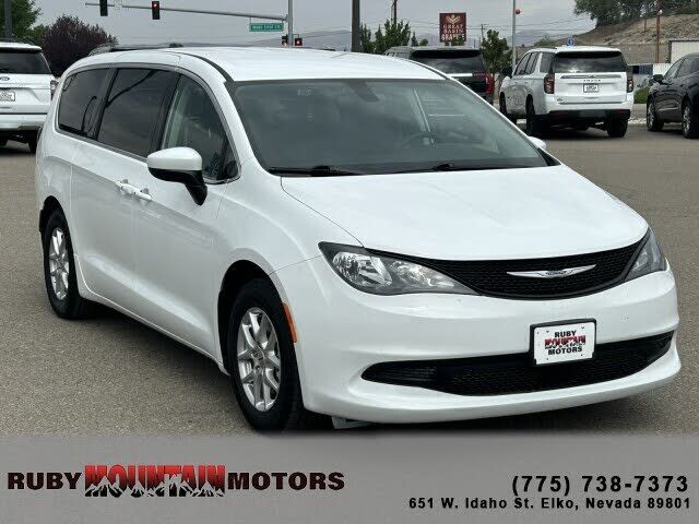 2022 CHRYSLER Pacifica