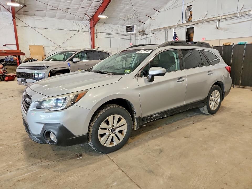 2018 SUBARU Outback