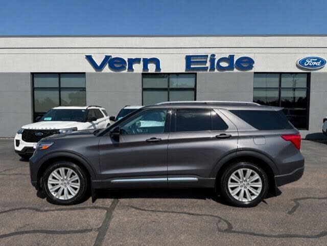 2022 FORD Explorer