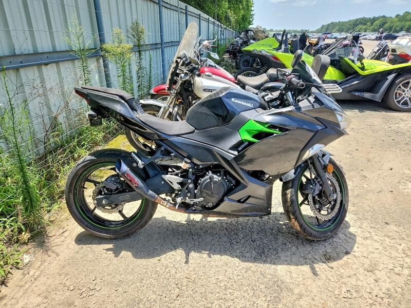 2023 KAWASAKI Ninja