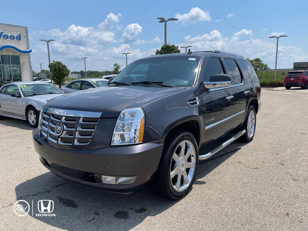 2010 CADILLAC Escalade