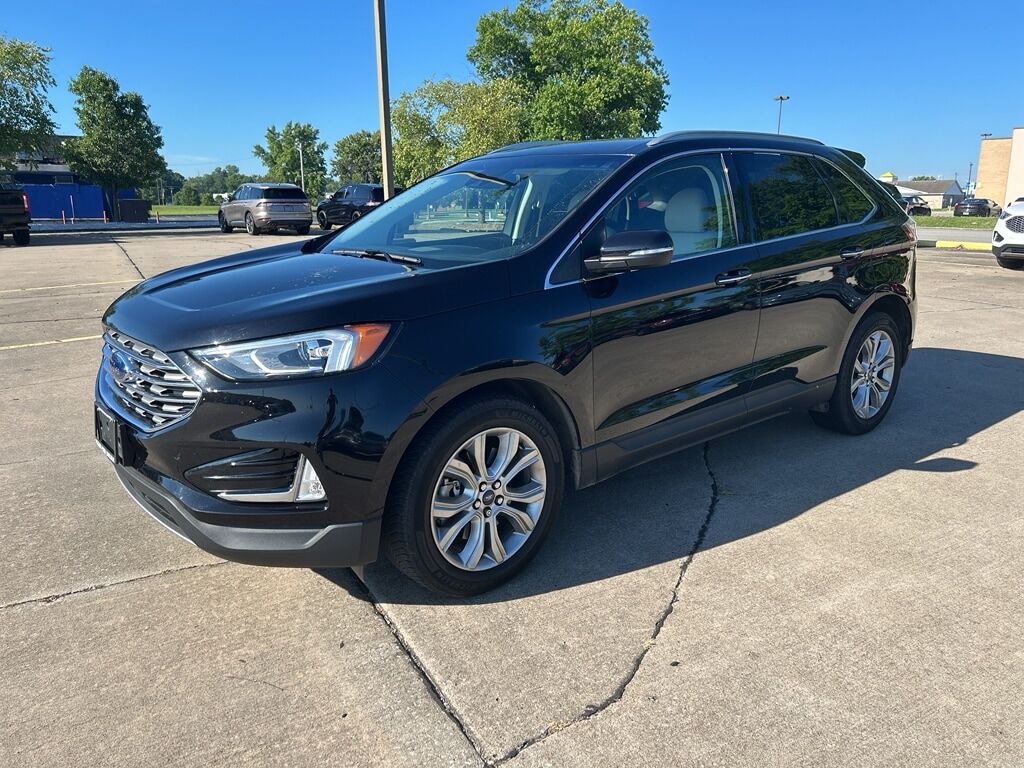 2019 FORD Edge