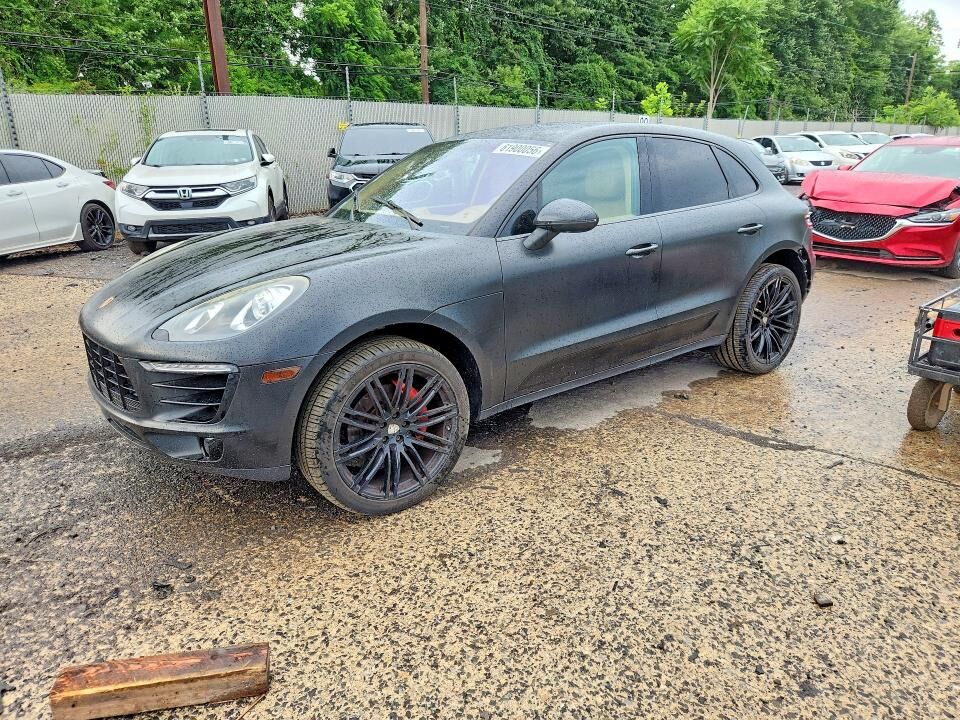 2015 PORSCHE Macan