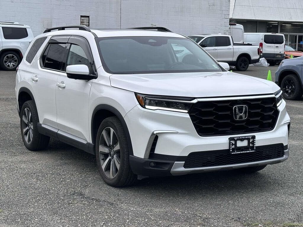 2025 HONDA Pilot