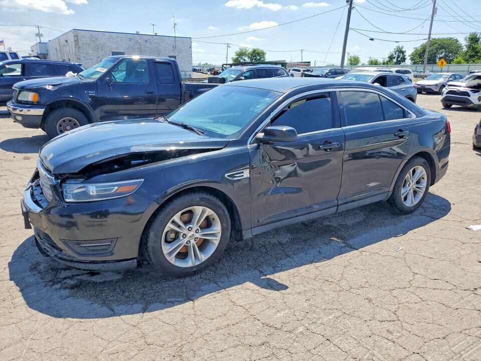 2015 FORD Taurus