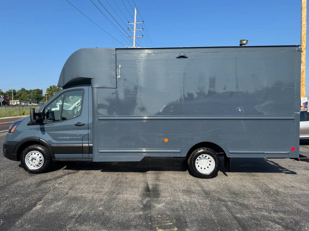 2022 FORD Transit