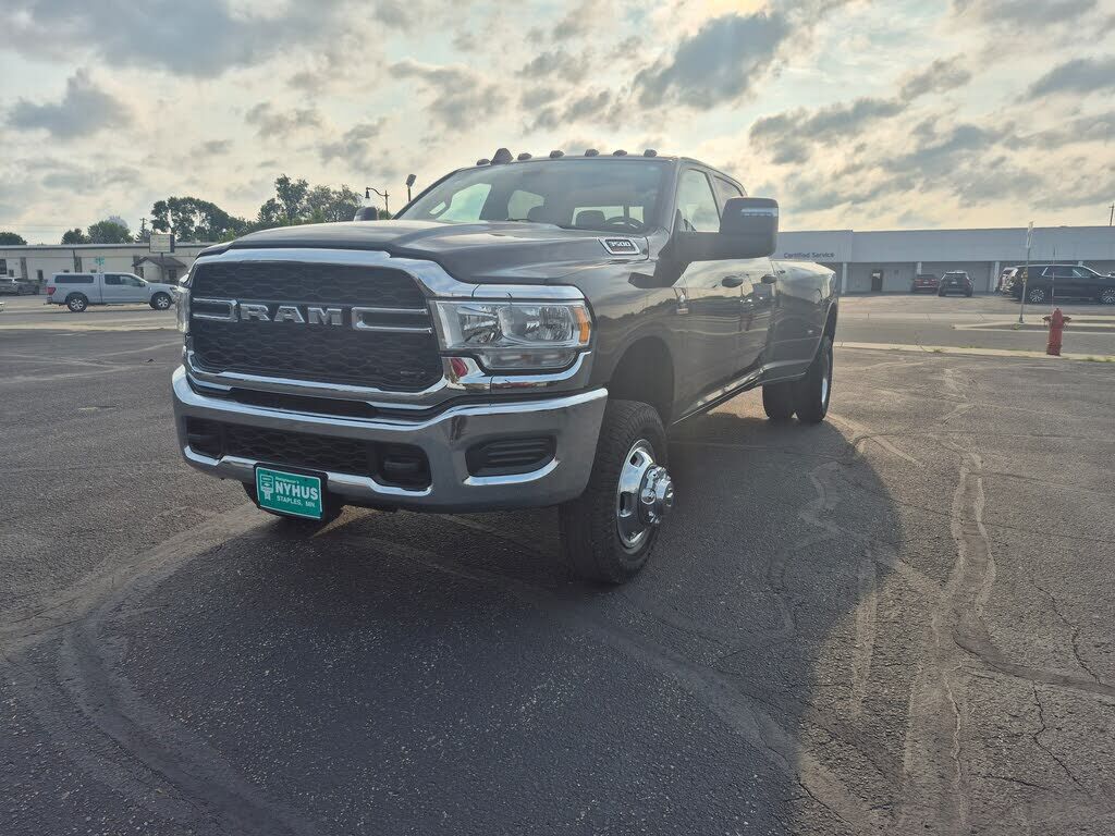 2024 RAM 3500