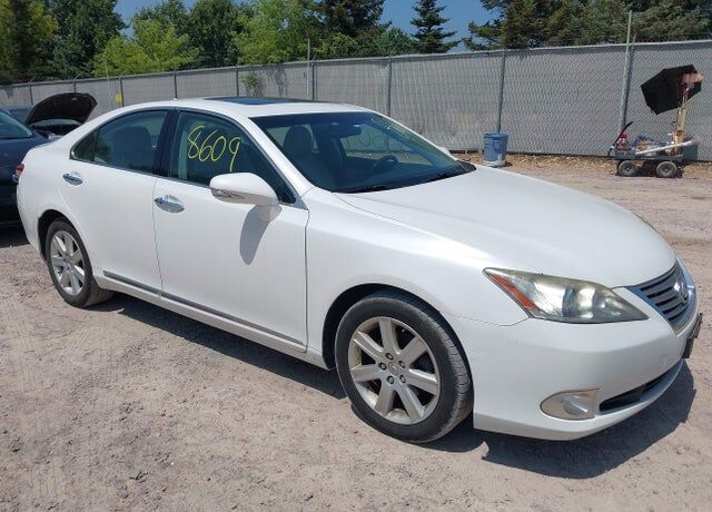 2011 LEXUS ES