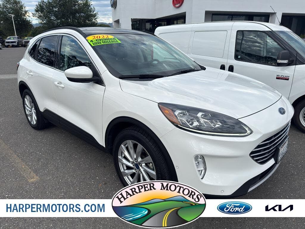 2022 FORD Escape