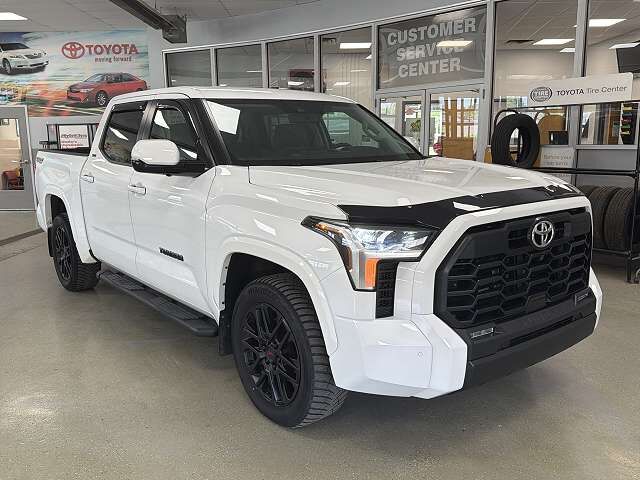 2024 TOYOTA Tundra