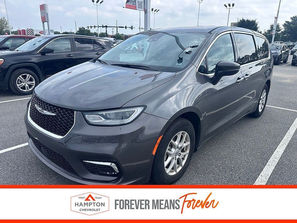 2023 CHRYSLER Pacifica