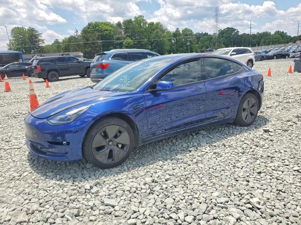 2023 TESLA Model 3