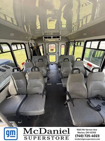 2013 FORD E-350