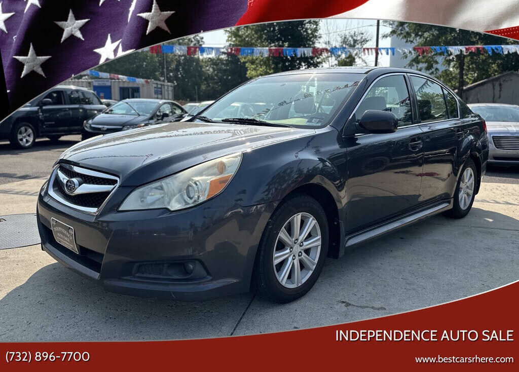 2011 SUBARU Legacy
