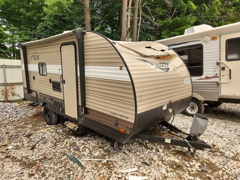 2018 FOREST RIVER Wildwood towables