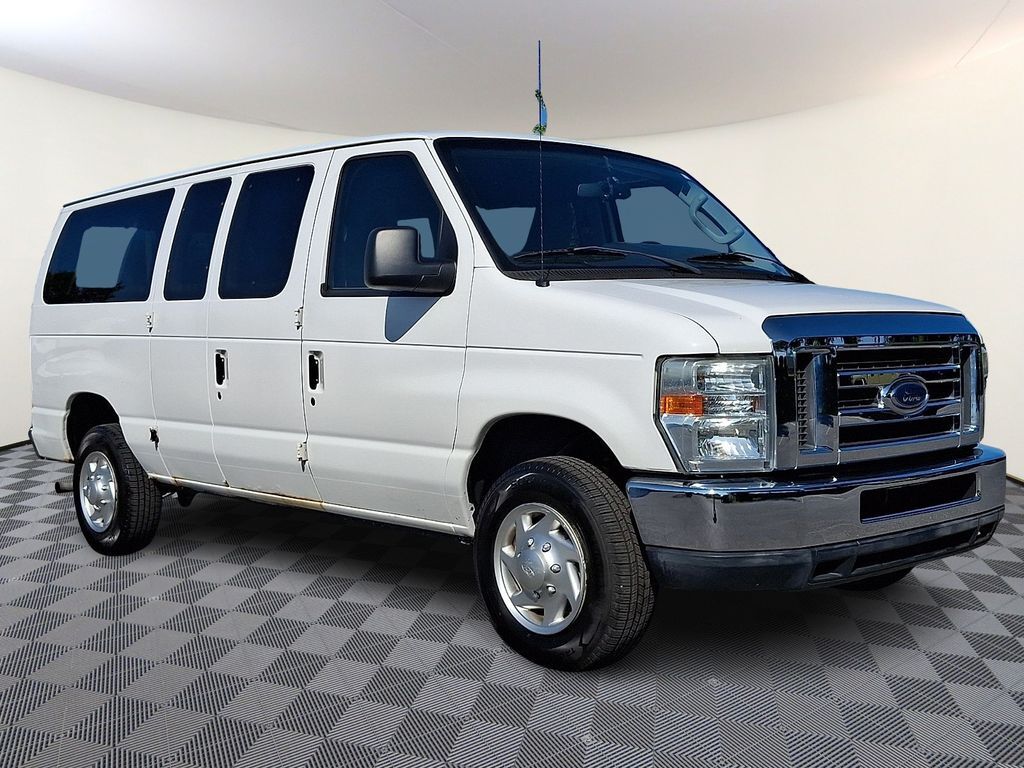 2012 FORD E-350