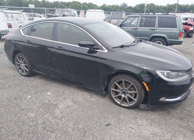 2015 CHRYSLER 200