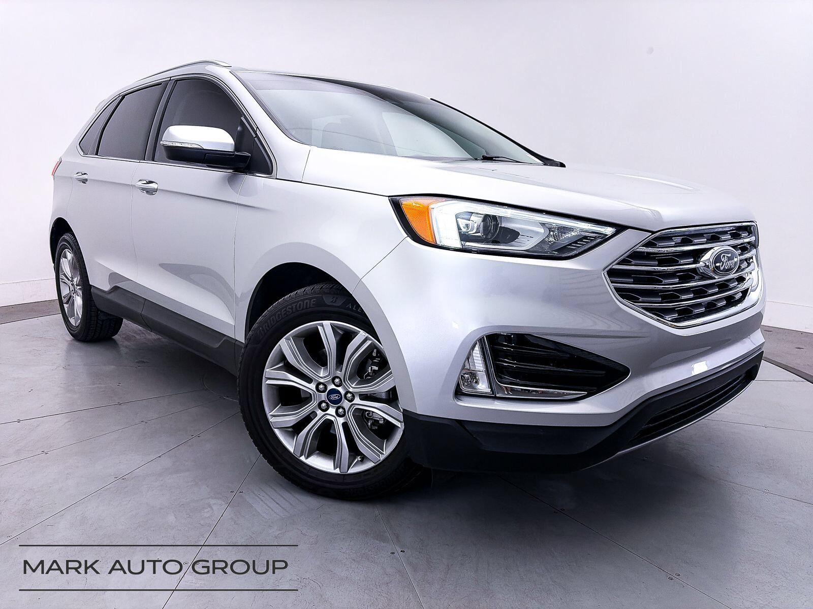 2019 FORD Edge