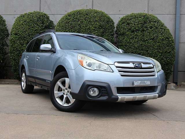 2014 SUBARU Outback