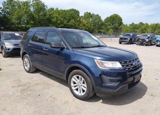 2017 FORD Explorer