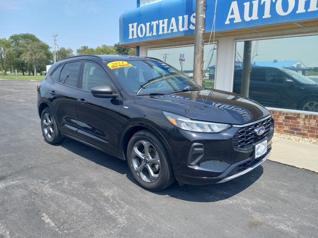 2024 FORD Escape