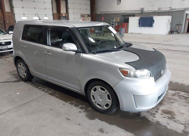 2010 TOYOTA SCION