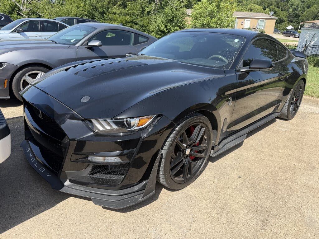 2020 FORD Mustang