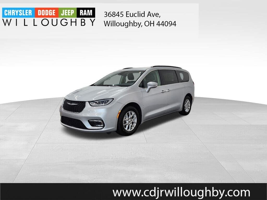 2022 CHRYSLER Pacifica