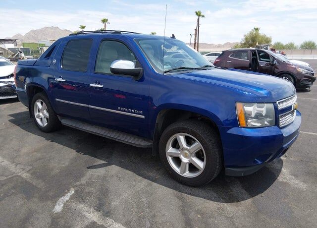 2013 CHEVROLET Avalanche
