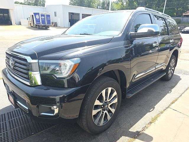 2019 TOYOTA Sequoia