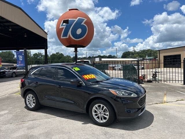 2020 FORD Escape